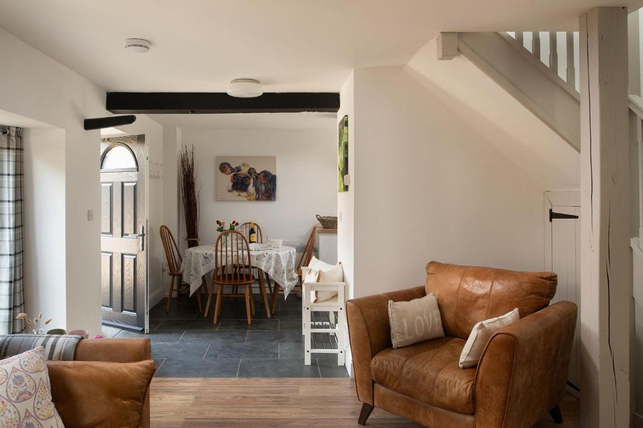 Villa The Milking Parlour Malmesbury Exterior foto